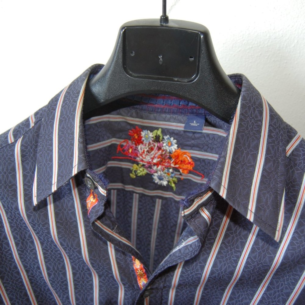 Robert Graham Men's Embroidered Shirt, Large